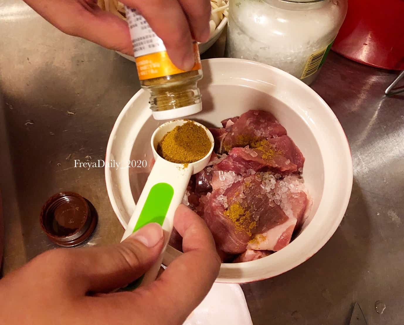 2020, Apr │懶人咖哩飯│廚事做什麼:超簡單咖哩食譜 混搭咖哩塊 口感更滑順 - 第4張圖