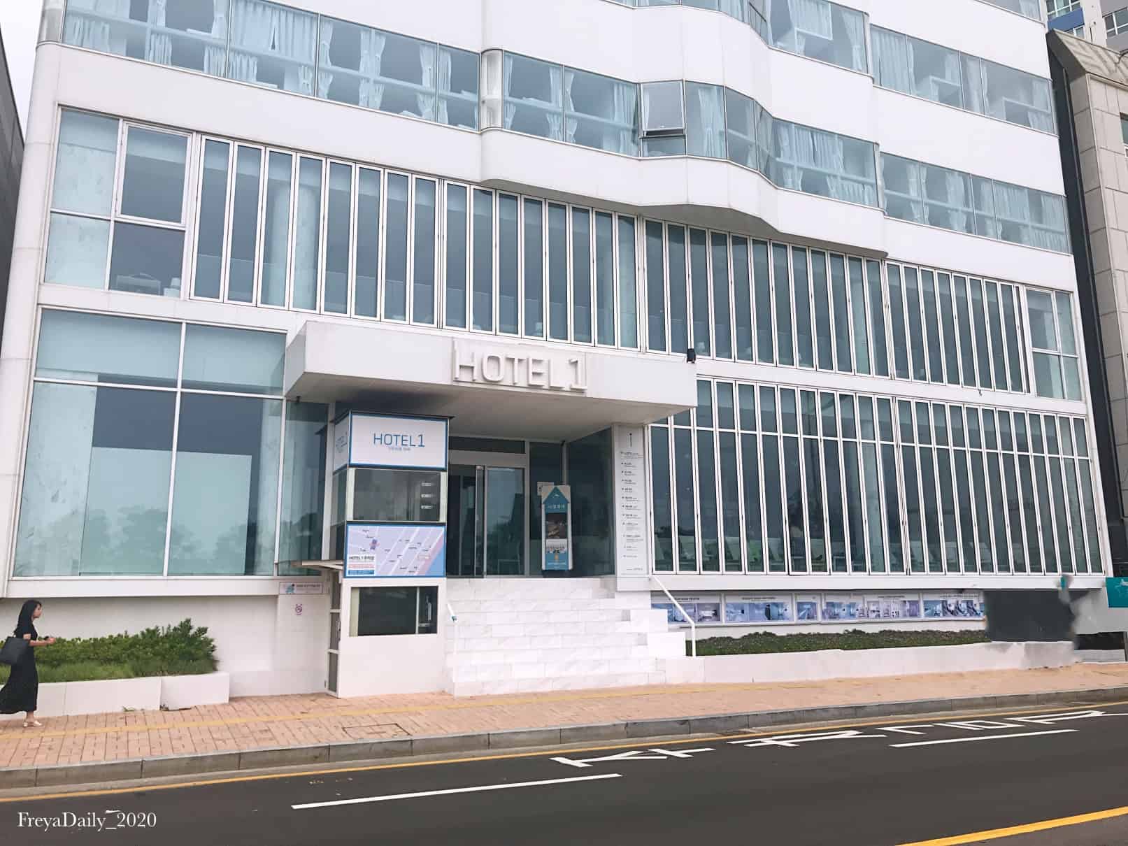 2019, Aug│釜山 Hotel 1│走吧釜山住哪裡:廣安大橋海景第一排 平價夢幻海景背包客棧 - 第2張圖