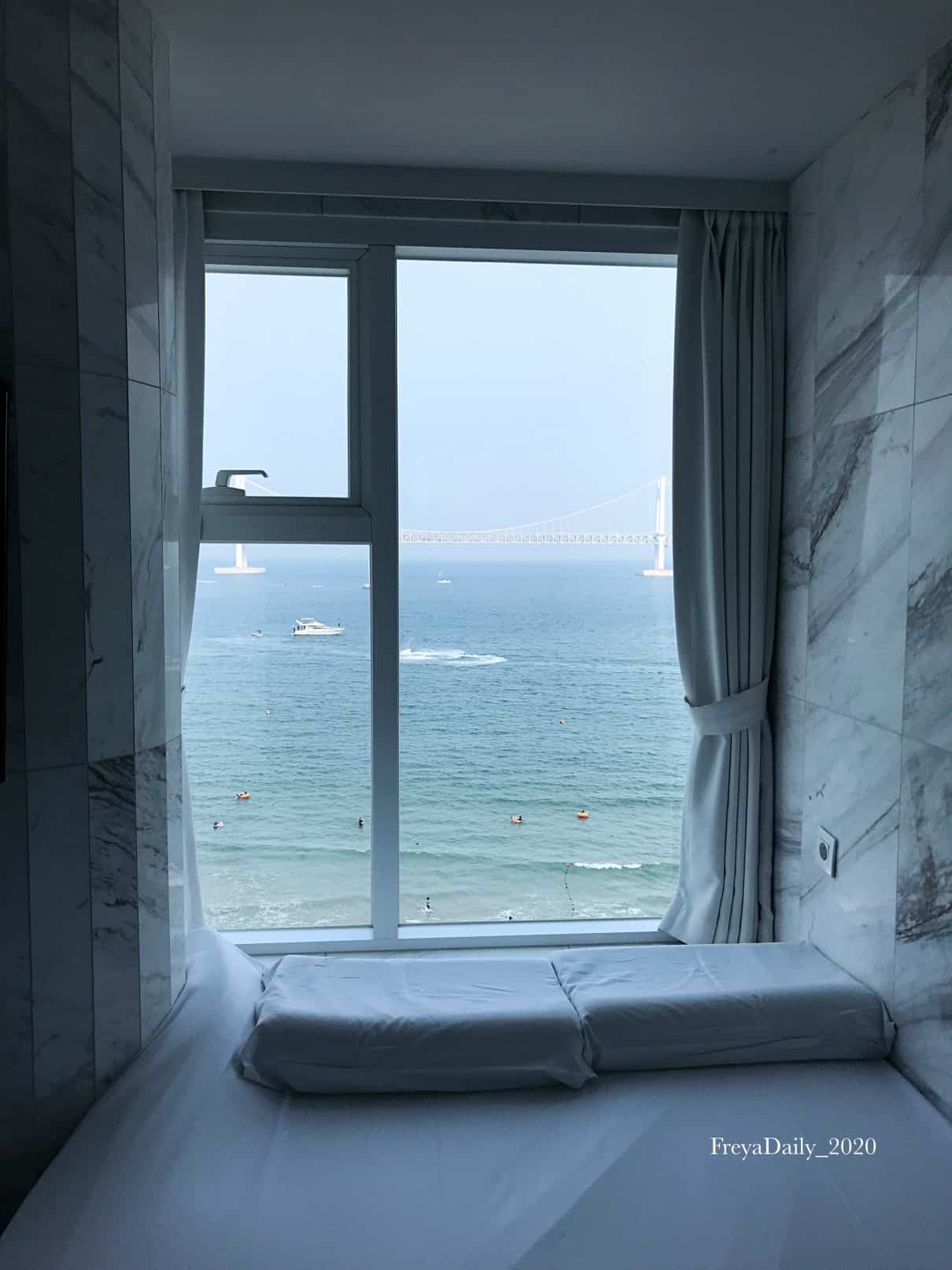 2019, Aug│釜山 Hotel 1│走吧釜山住哪裡:廣安大橋海景第一排 平價夢幻海景背包客棧 - 第13張圖 釜山Hotel1