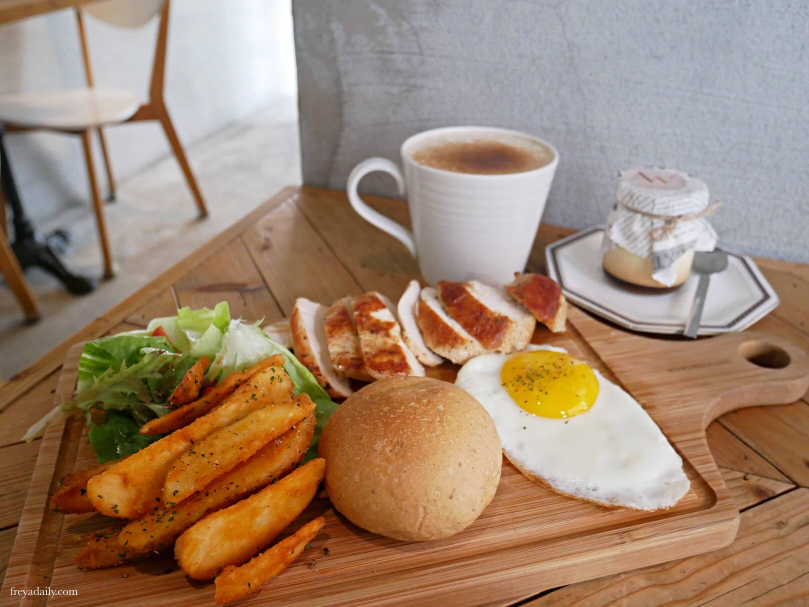 2021, Mar│台北 AW Cafe Wine Bistro │台北不限時咖啡廳 半戶外異國感咖啡館 - 第3張圖 台北咖啡廳 AW Cafe Wine Bistro