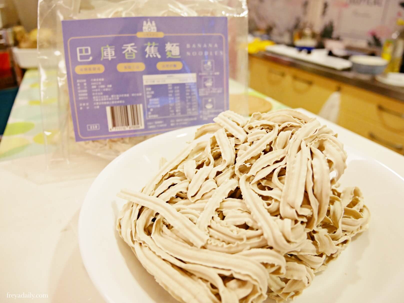 2021,June │ 炒麵廣島燒 辣味噌沾麵 │ 悟8庫商行香蕉麵 防疫廚房 兩款簡單麵食食譜 - 第2張圖