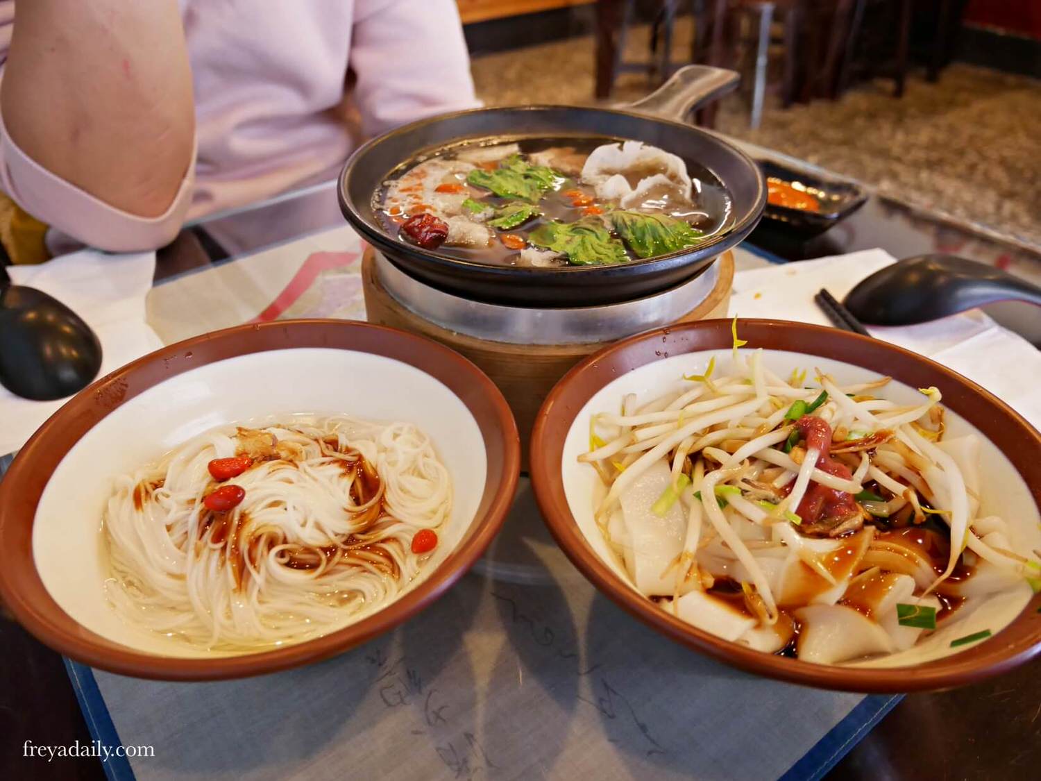 永吉樂 羊仔湯屋 │ 延三夜市美食 必吃羊油麵線 台北一人羊肉爐 - 第5張圖