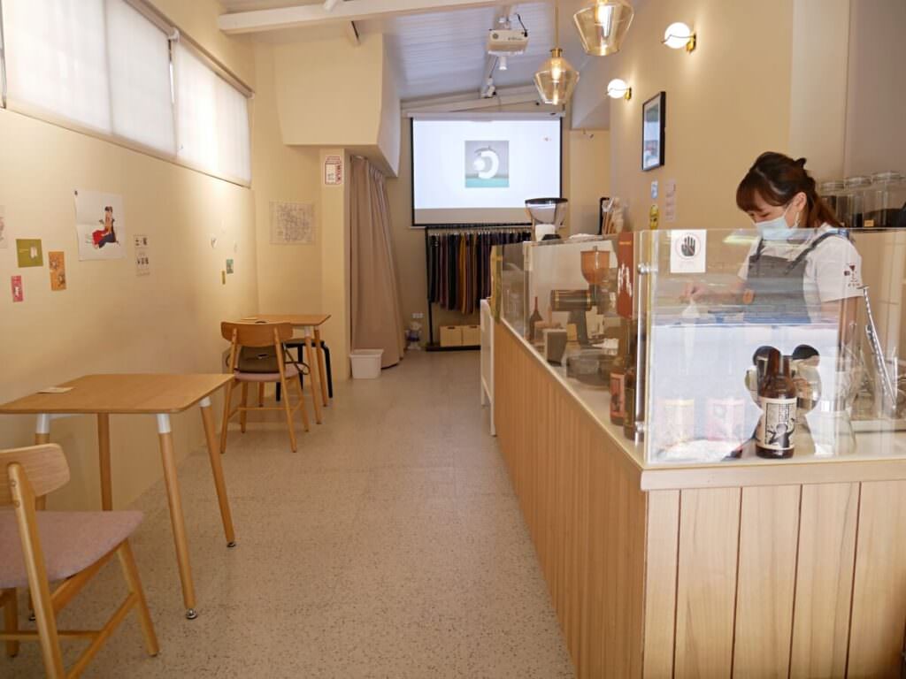 2024 台北北投 土曜咖啡 どようびコーヒー │ 老宅新風貌 巷弄轉角限量單品咖啡館