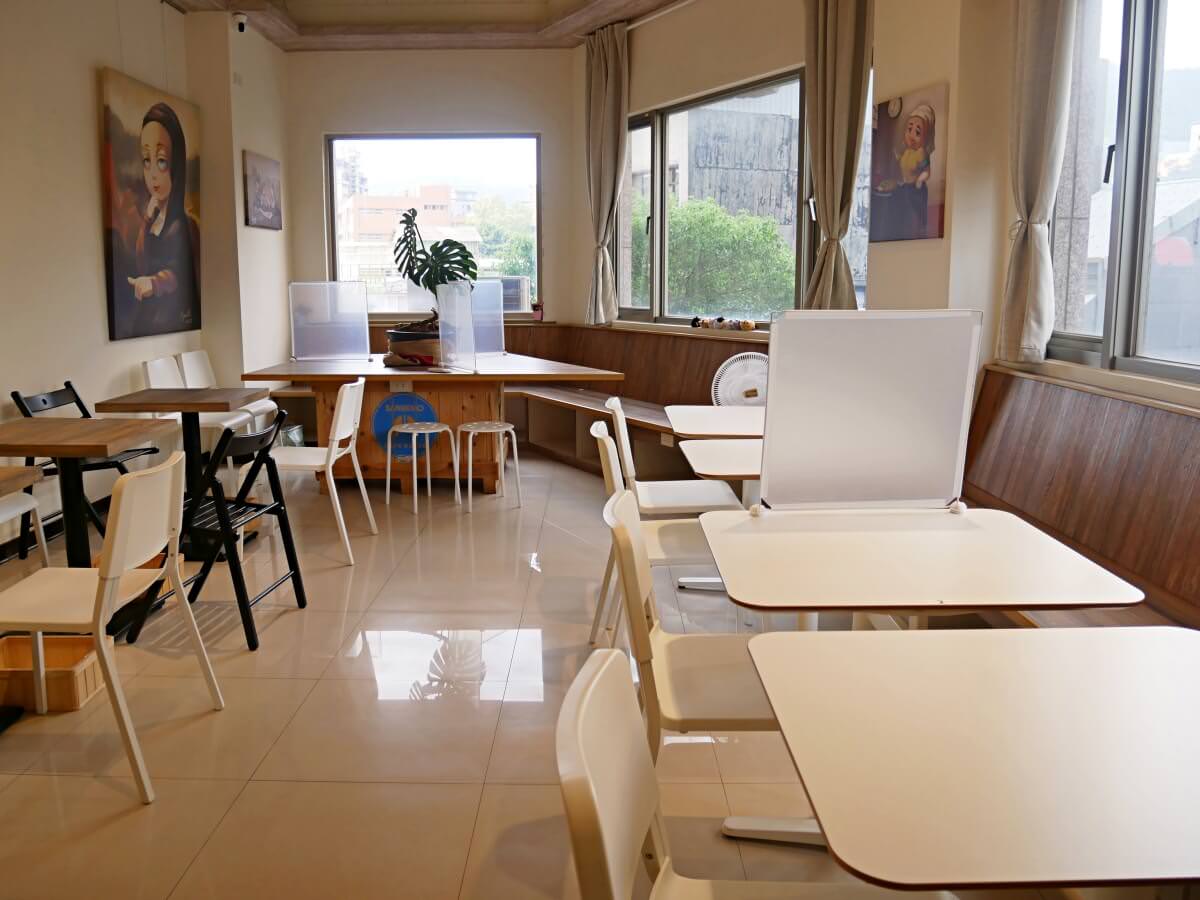 2021, Sep │ 北投 火熱咖啡 FIERY COFFEE 北投店│ 北投唯一 單品咖啡配上冰火菠蘿油 - 第8張圖