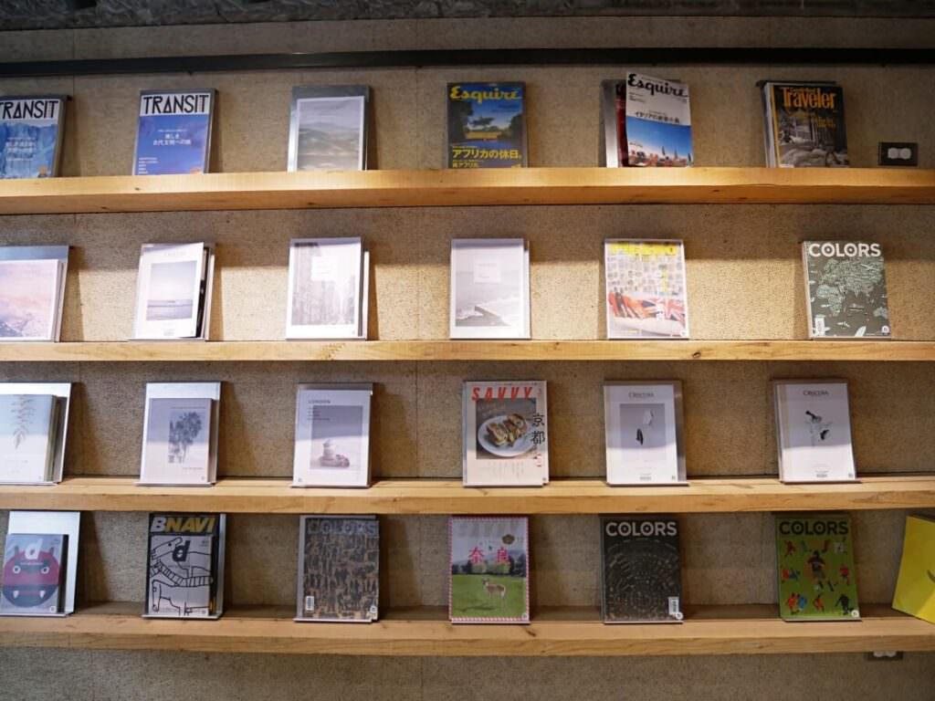 2024 台北 Boven 雜誌圖書館 Cafe & Library │ 東區巷弄裡的舒適閱讀咖啡廳