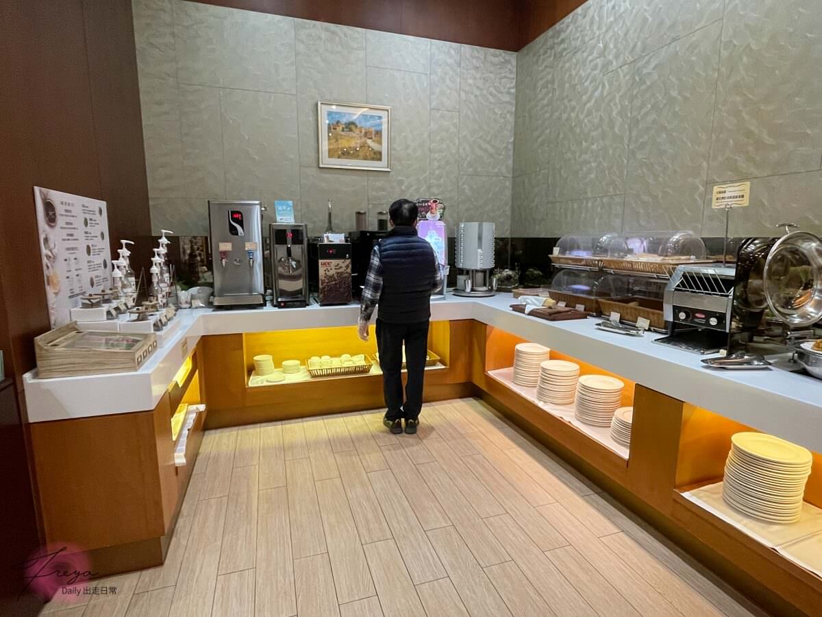 台南富信大飯店 Fushin Hotel│台南市超方便住宿 近赤崁樓多小吃 高評價4.3顆星 - 第16張圖 台南住宿推薦 台南富信大飯店 台南市住宿 台南市飯店