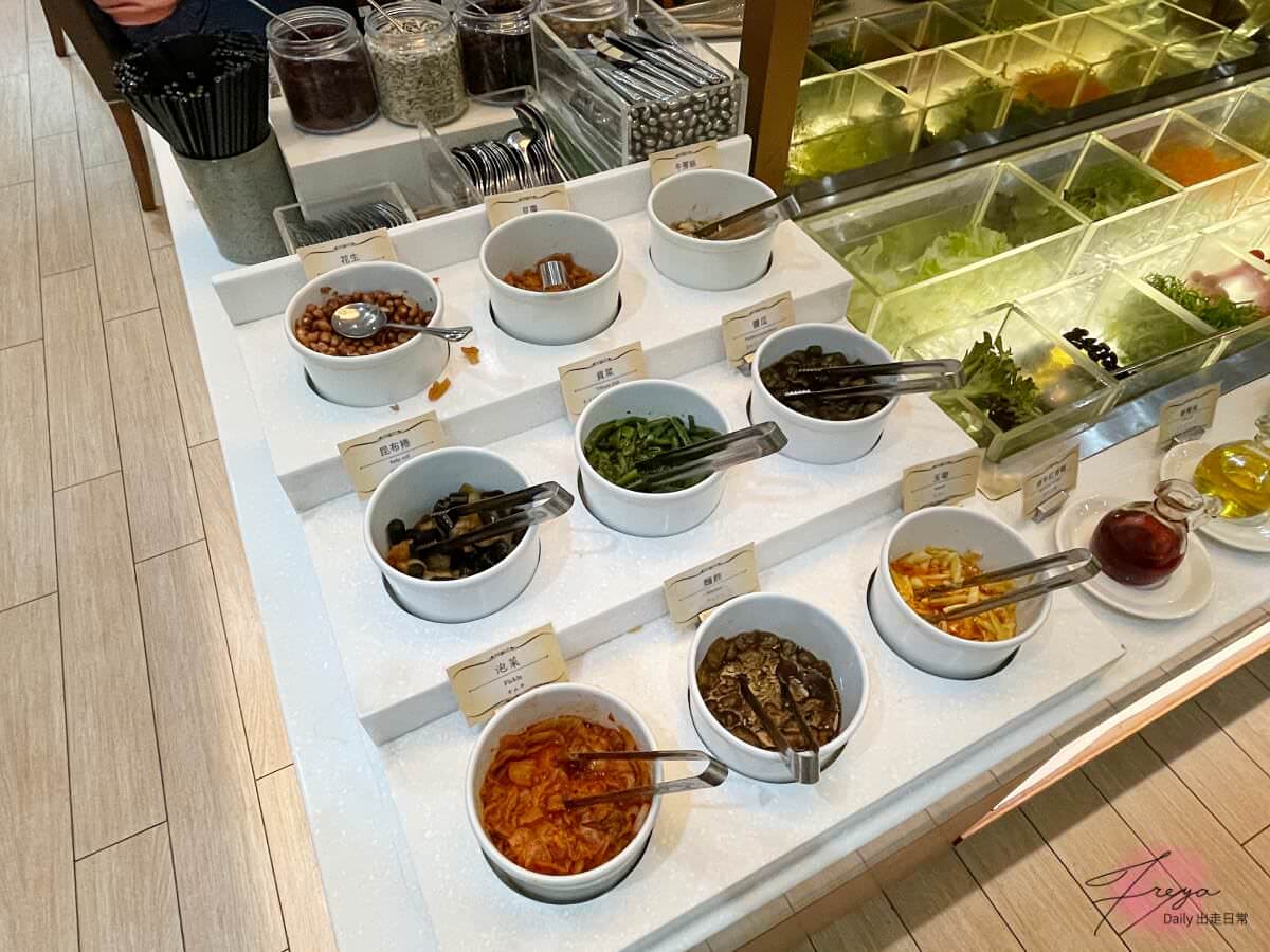 台南富信大飯店 Fushin Hotel│台南市超方便住宿 近赤崁樓多小吃 高評價4.3顆星 - 第21張圖 台南住宿推薦 台南富信大飯店 台南市住宿 台南市飯店