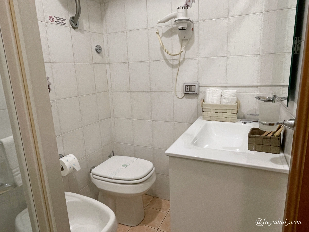 義大利 Plaza Rooms Ciampino │近錢皮諾機場 近錢皮諾車站 到羅馬方便 平價住宿選擇