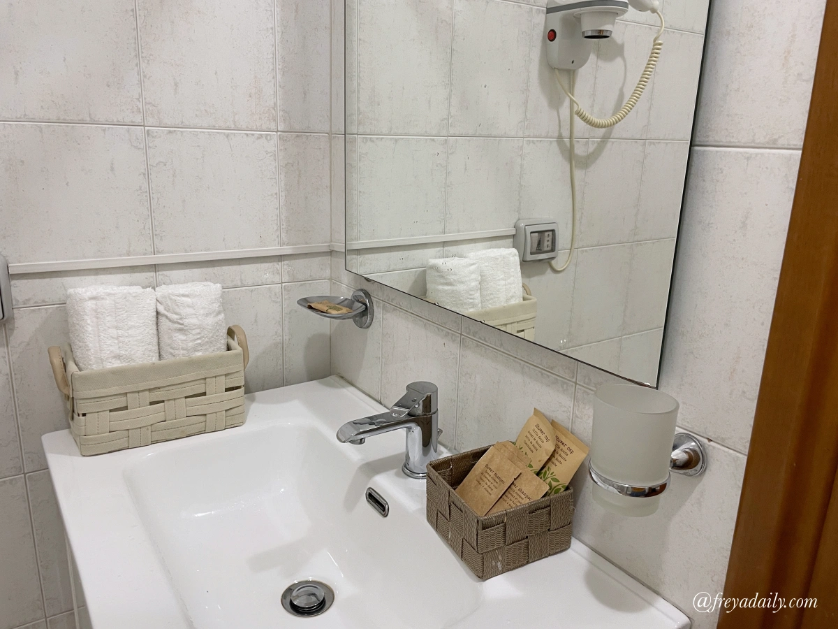 義大利 Plaza Rooms Ciampino │近錢皮諾機場 近錢皮諾車站 到羅馬方便 平價住宿選擇